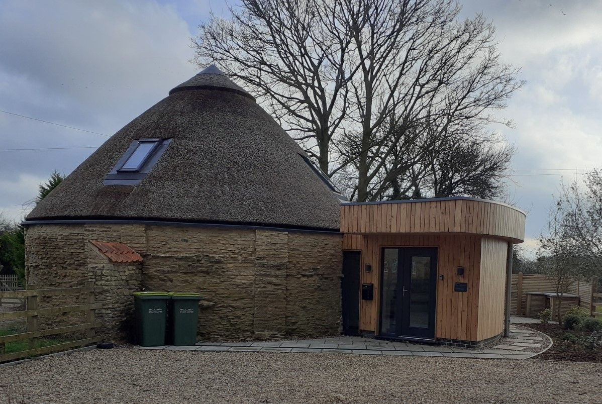 Brauncewell Horse Gin converted